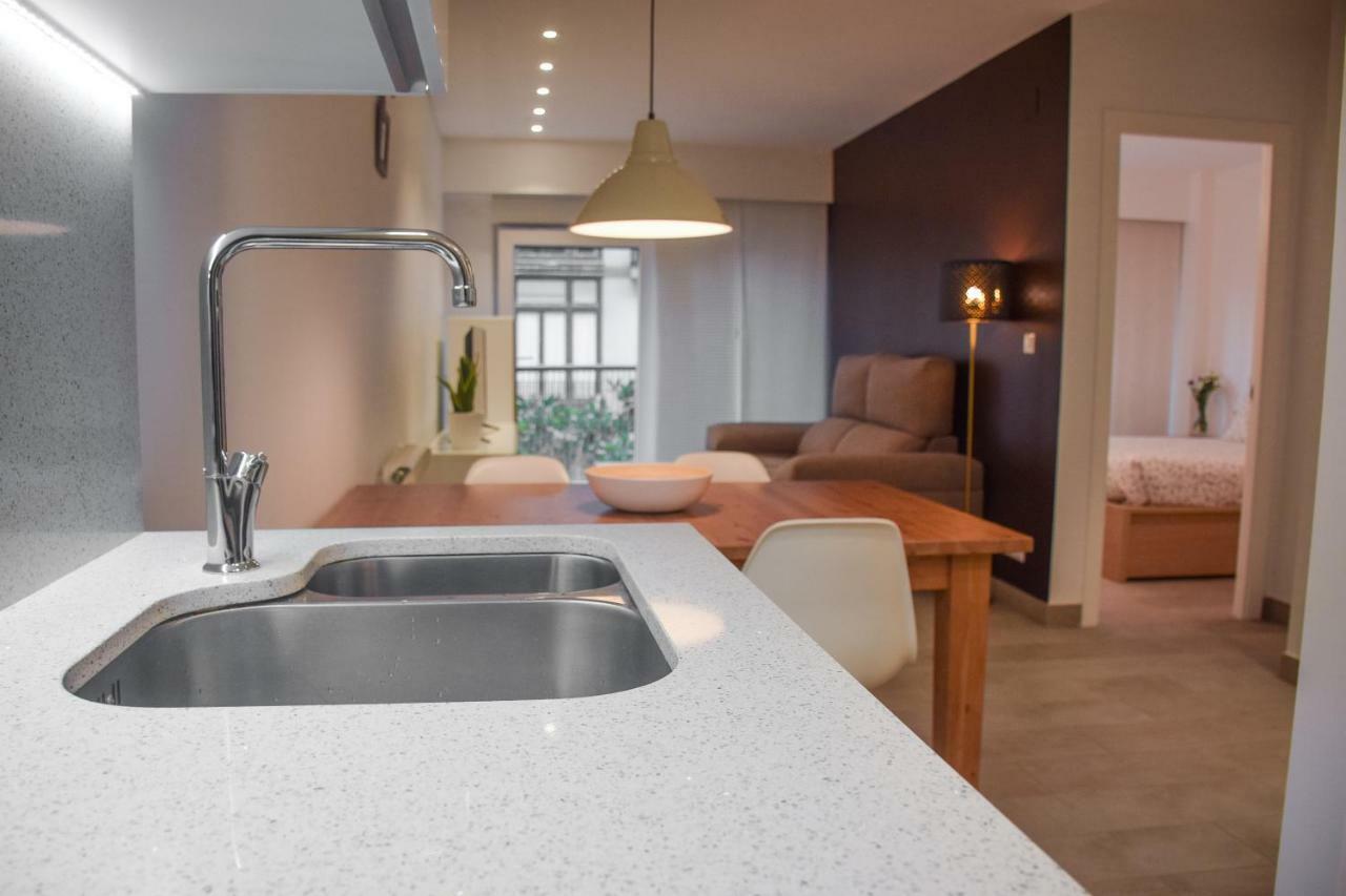 Modern & Spacious Apartment Near La Concha Bay San Sebastián Eksteriør bilde